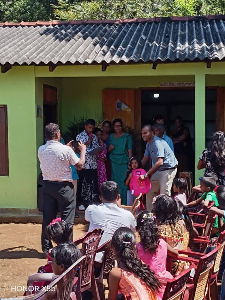 Children participating in the Athahitha 2025 programme in Munamalapelessa